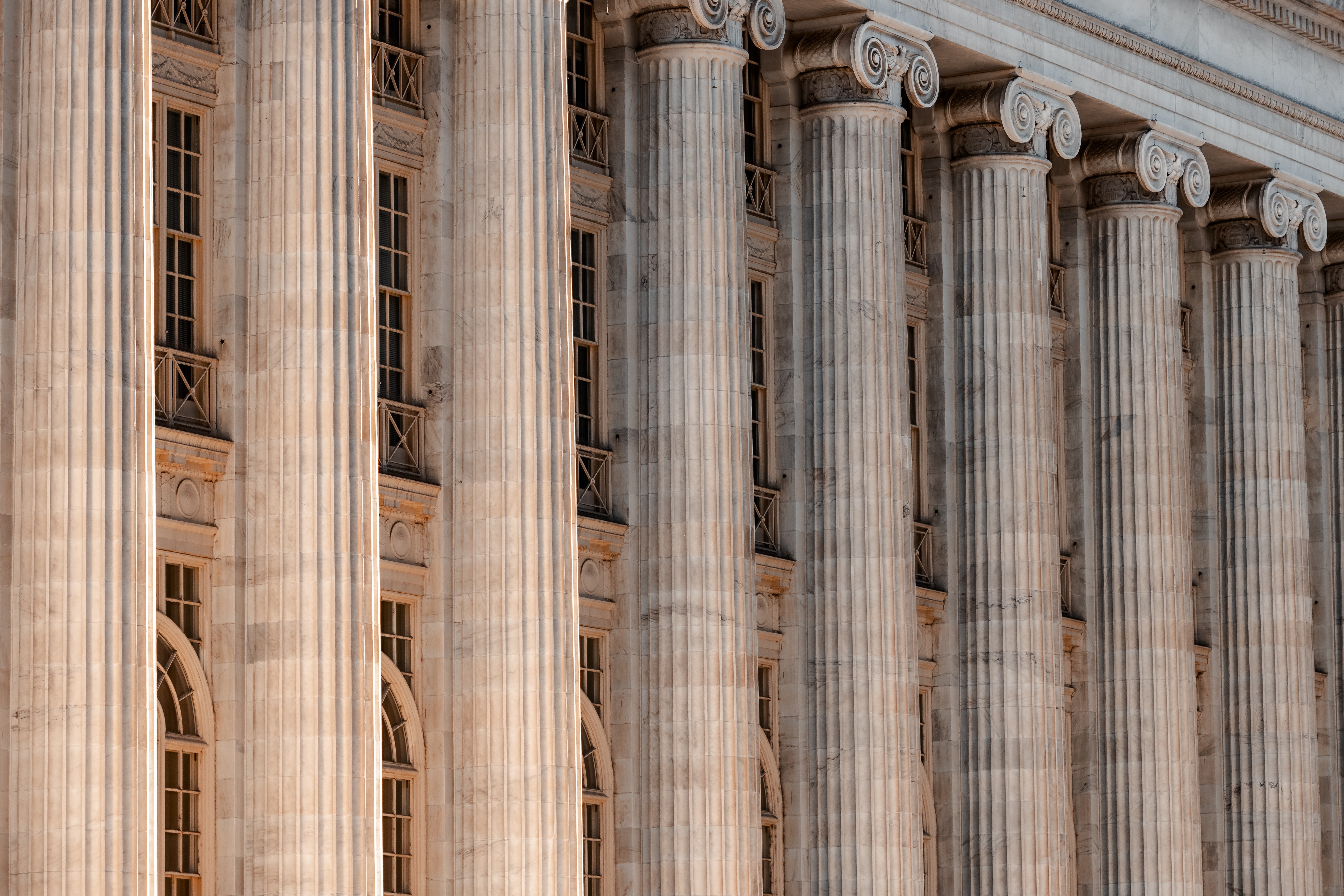 columns outside a courthouse